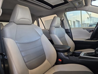 2019 Toyota RAV4 XLE Premium