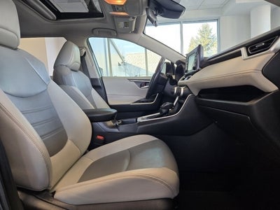 2019 Toyota RAV4 XLE Premium