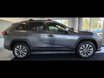 2019 Toyota RAV4 XLE Premium