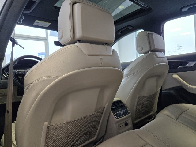 2022 Audi A4 Sedan S line Premium Plus