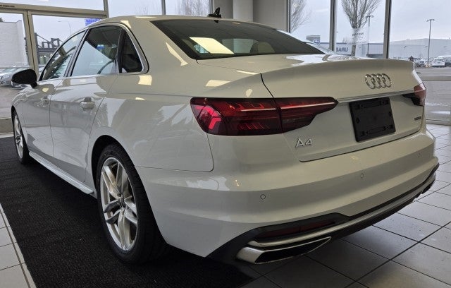 2022 Audi A4 Sedan S line Premium Plus