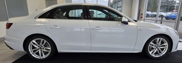 2022 Audi A4 Sedan S line Premium Plus