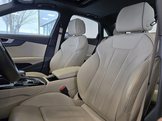 2022 Audi A4 Sedan S line Premium Plus