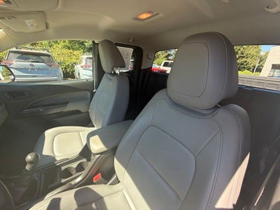 2015 GMC Canyon Base 6-Speed Manual
