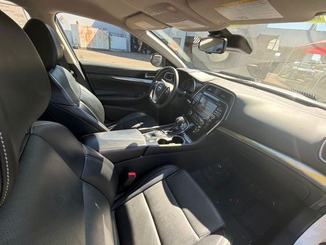 2023 Nissan Maxima SV