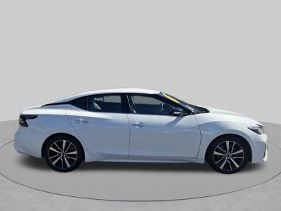 2023 Nissan Maxima SV