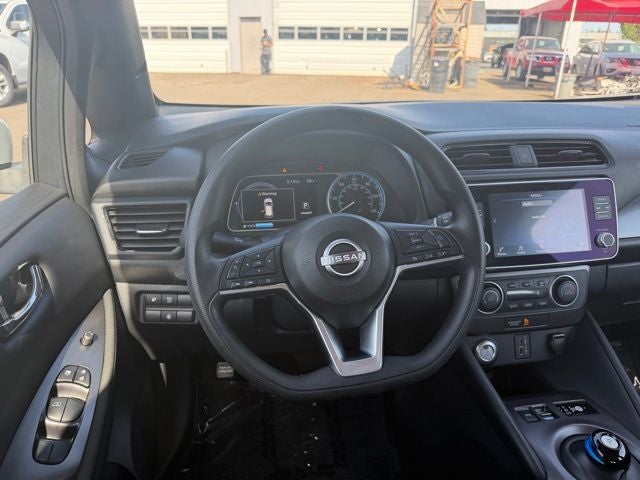 2023 Nissan Leaf S