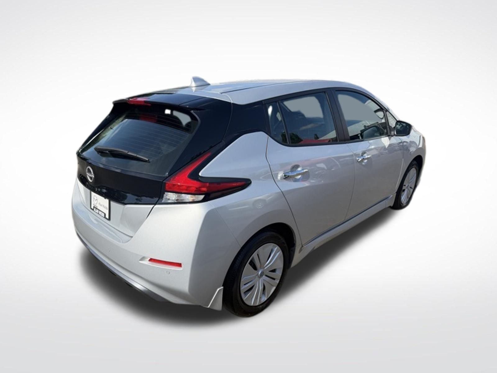 2023 Nissan Leaf S