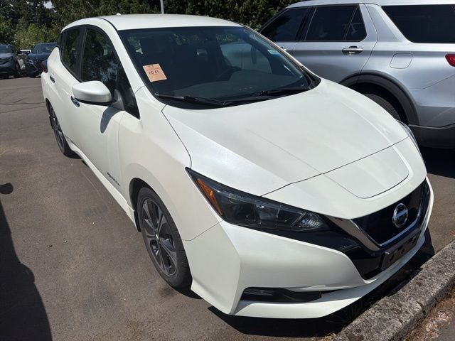 2018 Nissan Leaf SV's photo