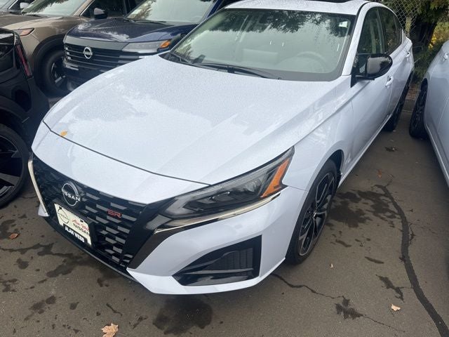 2025 Nissan Altima 2.5 SR