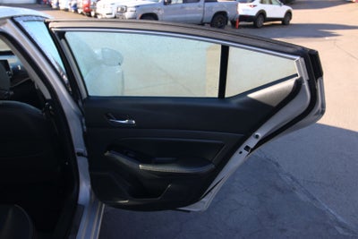 2021 Nissan Altima 2.5 Platinum AWD