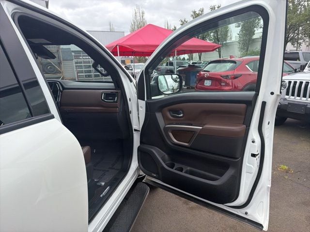 2022 Nissan Titan Platinum Reserve