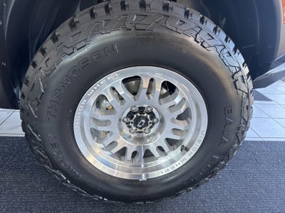 2025 Nissan Frontier PRO-4X 33'' ALL TERRAIN TIRES 17'' WHEELS, TINT