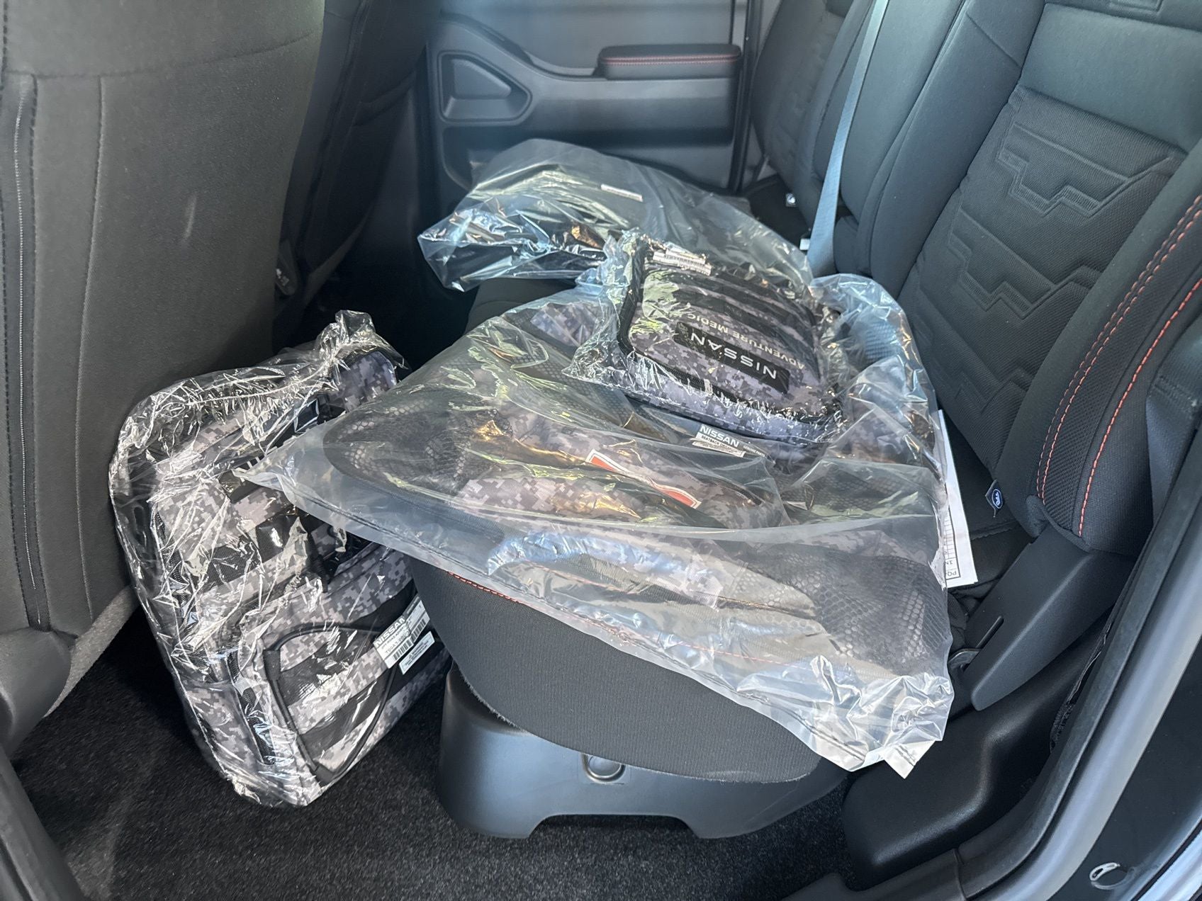 2025 Nissan Frontier PRO-4X 33'' ALL TERRAIN TIRES 17'' WHEELS, TINT