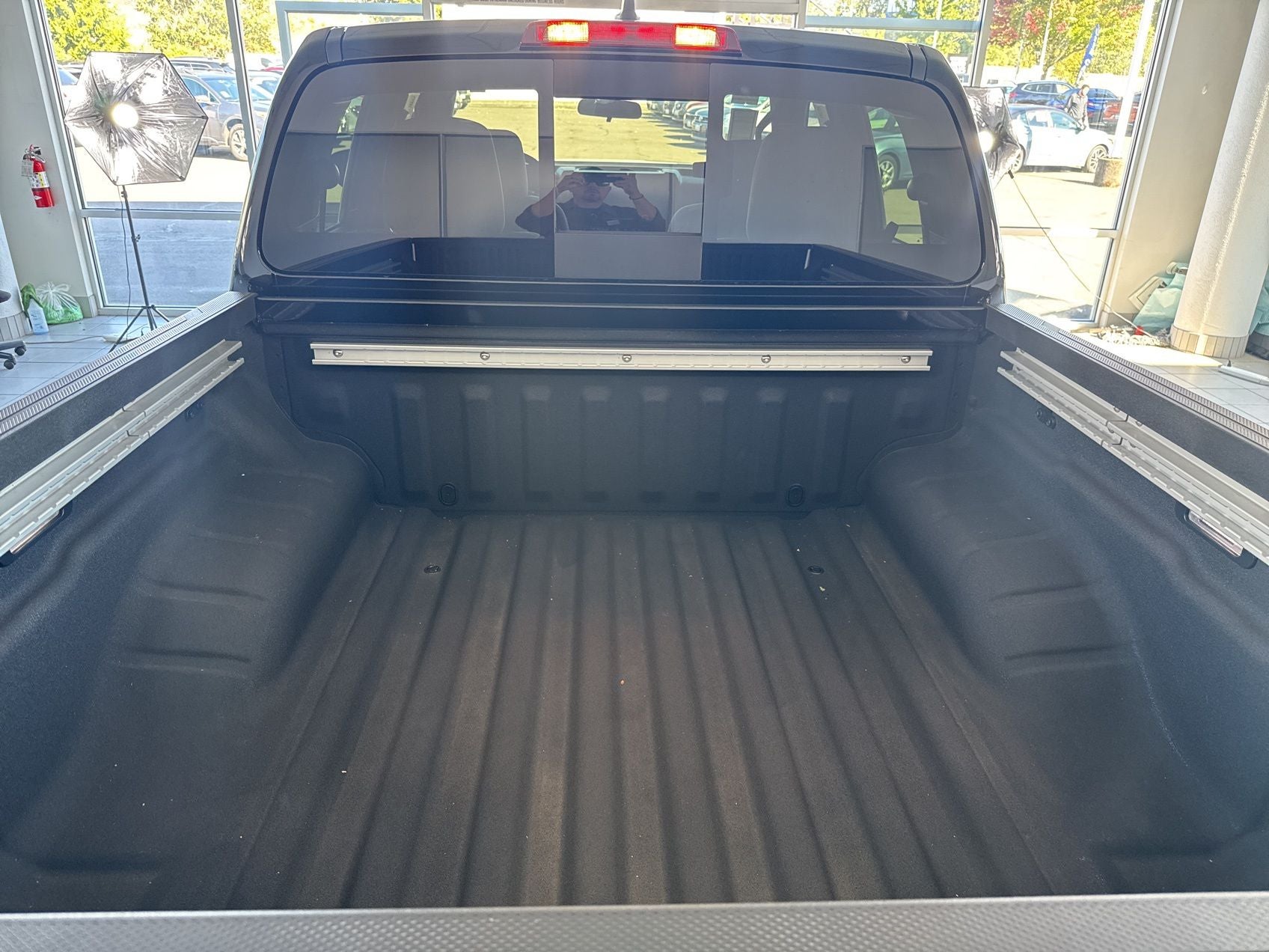 2025 Nissan Frontier PRO-4X 33'' ALL TERRAIN TIRES 17'' WHEELS, TINT