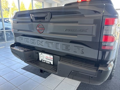 2025 Nissan Frontier PRO-4X 33'' ALL TERRAIN TIRES 17'' WHEELS, TINT