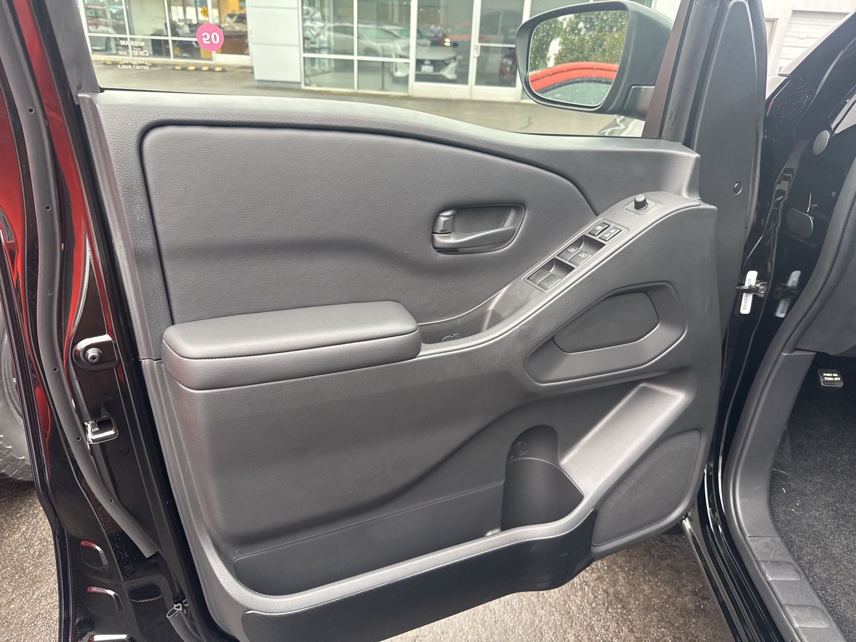 2026 Nissan Frontier SV DARK ARMOR EDITION