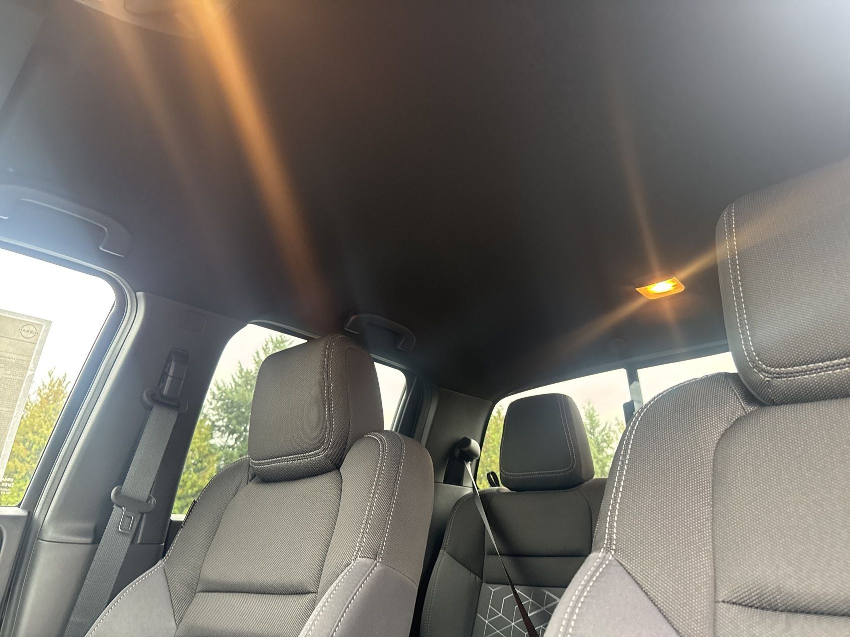 2026 Nissan Frontier SV DARK ARMOR EDITION