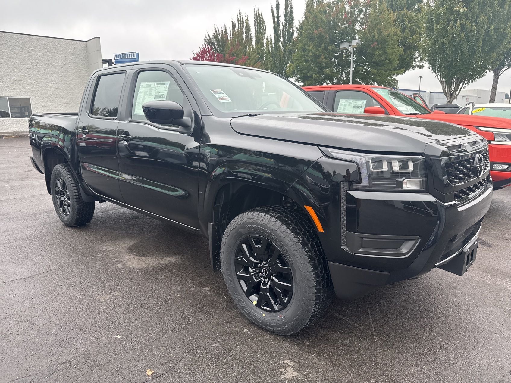 2026 Nissan Frontier SV DARK ARMOR EDITION