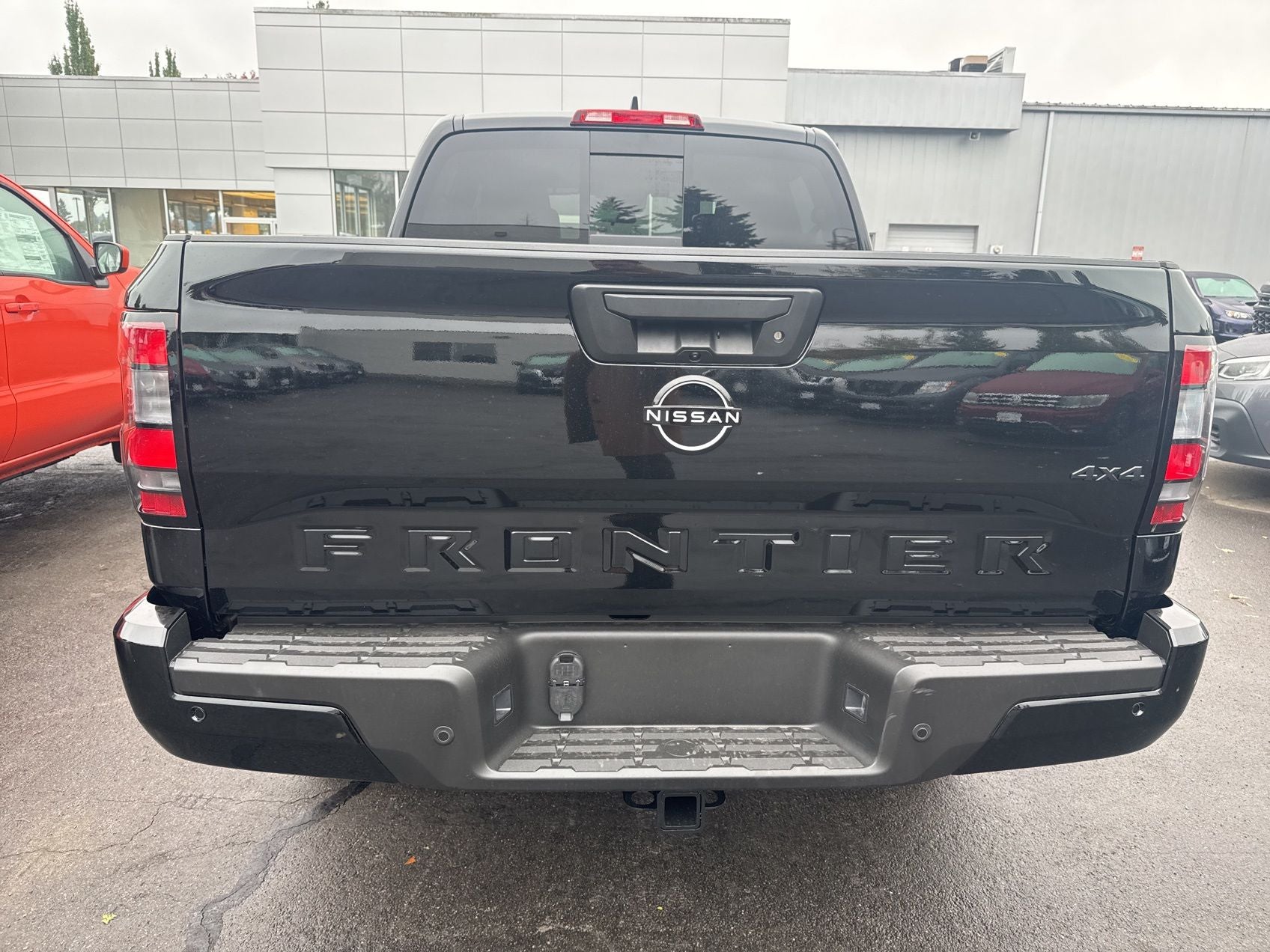 2026 Nissan Frontier SV DARK ARMOR EDITION