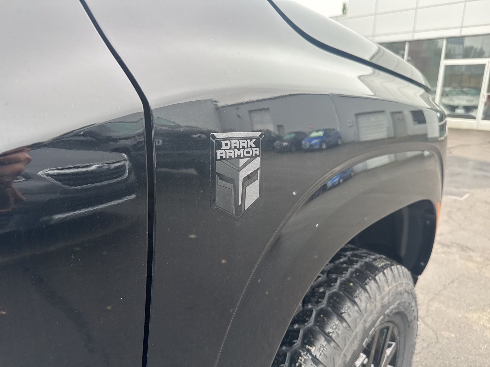 2026 Nissan Frontier SV DARK ARMOR EDITION