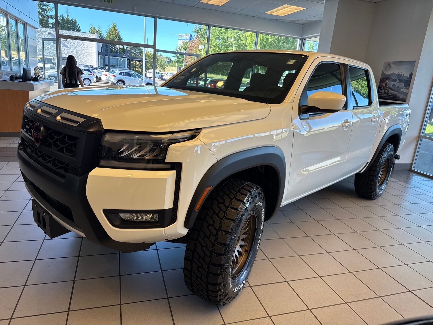 2026 Nissan Frontier PRO-4X 2'' LIFT 17 WHEELS TINT & TAIL PIPE
