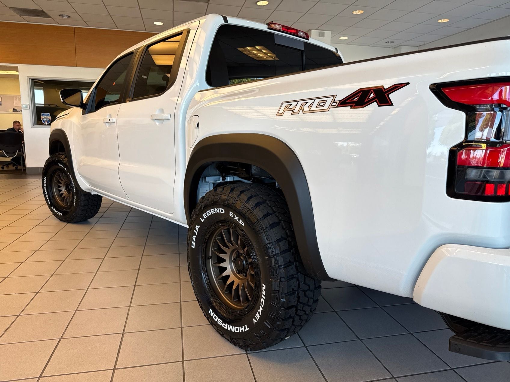 2026 Nissan Frontier PRO-4X 2'' LIFT 17 WHEELS TINT & TAIL PIPE