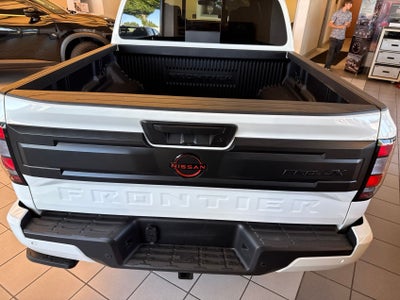 2026 Nissan Frontier PRO-4X 2'' LIFT 17 WHEELS TINT & TAIL PIPE