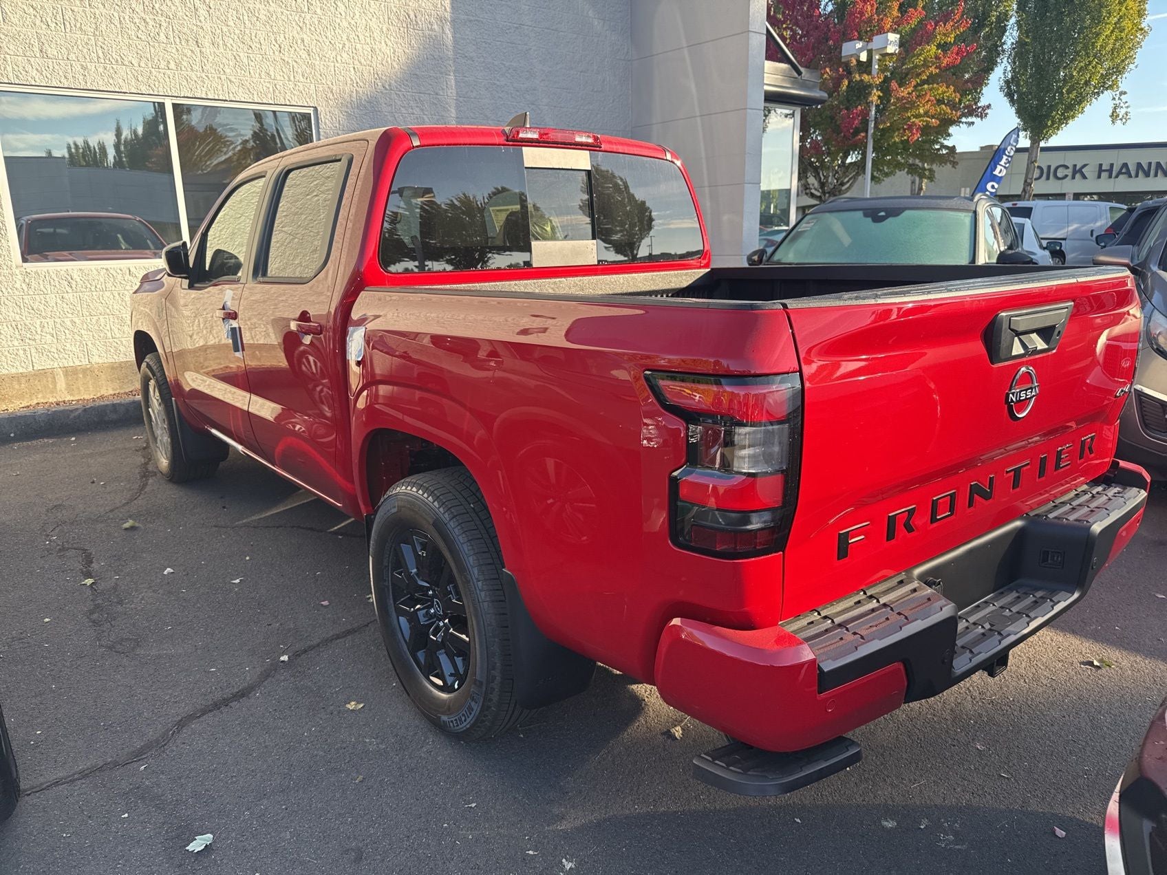 2026 Nissan Frontier SV DARK ARMOR EDITION