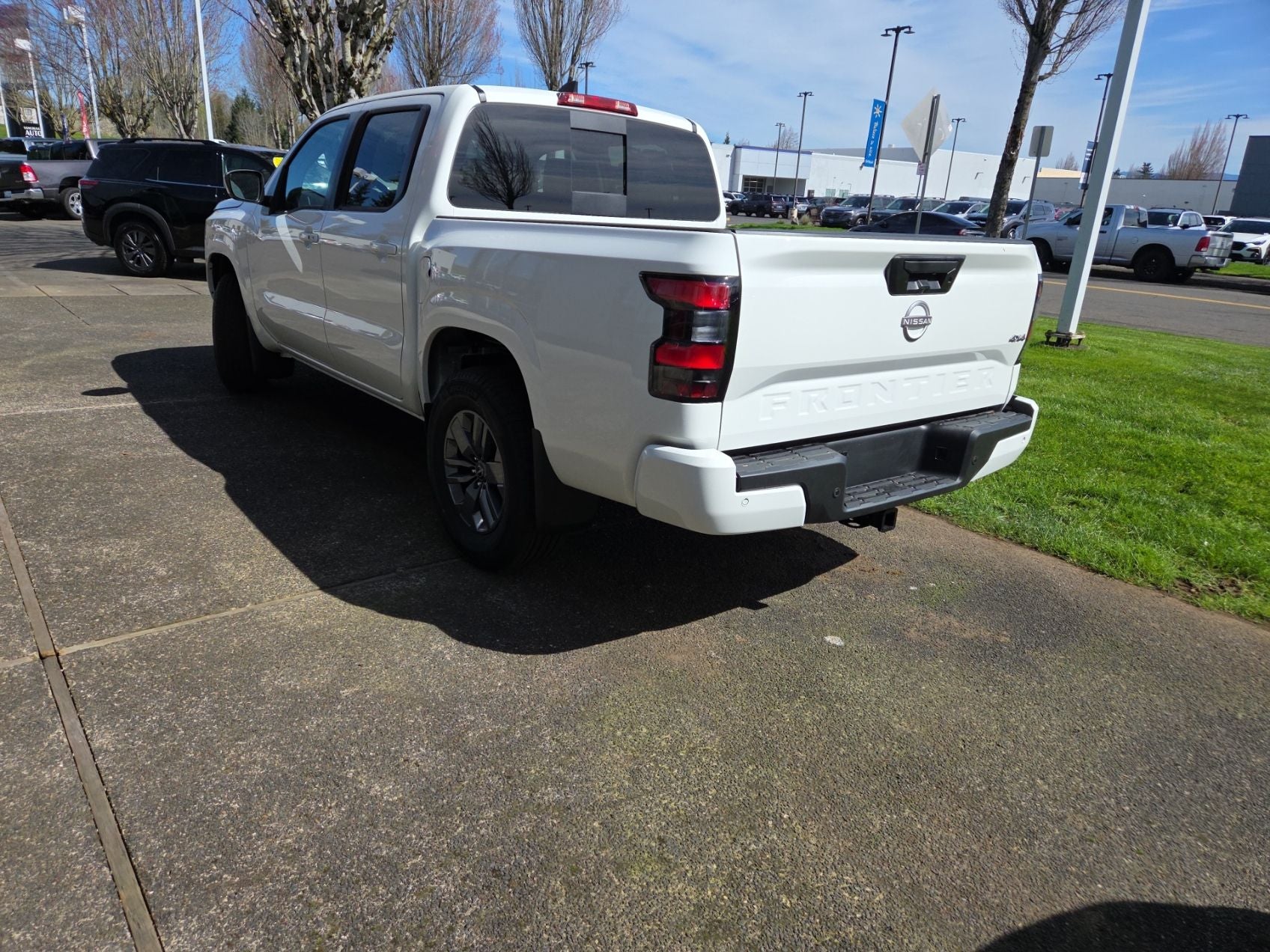 2026 Nissan Frontier SV