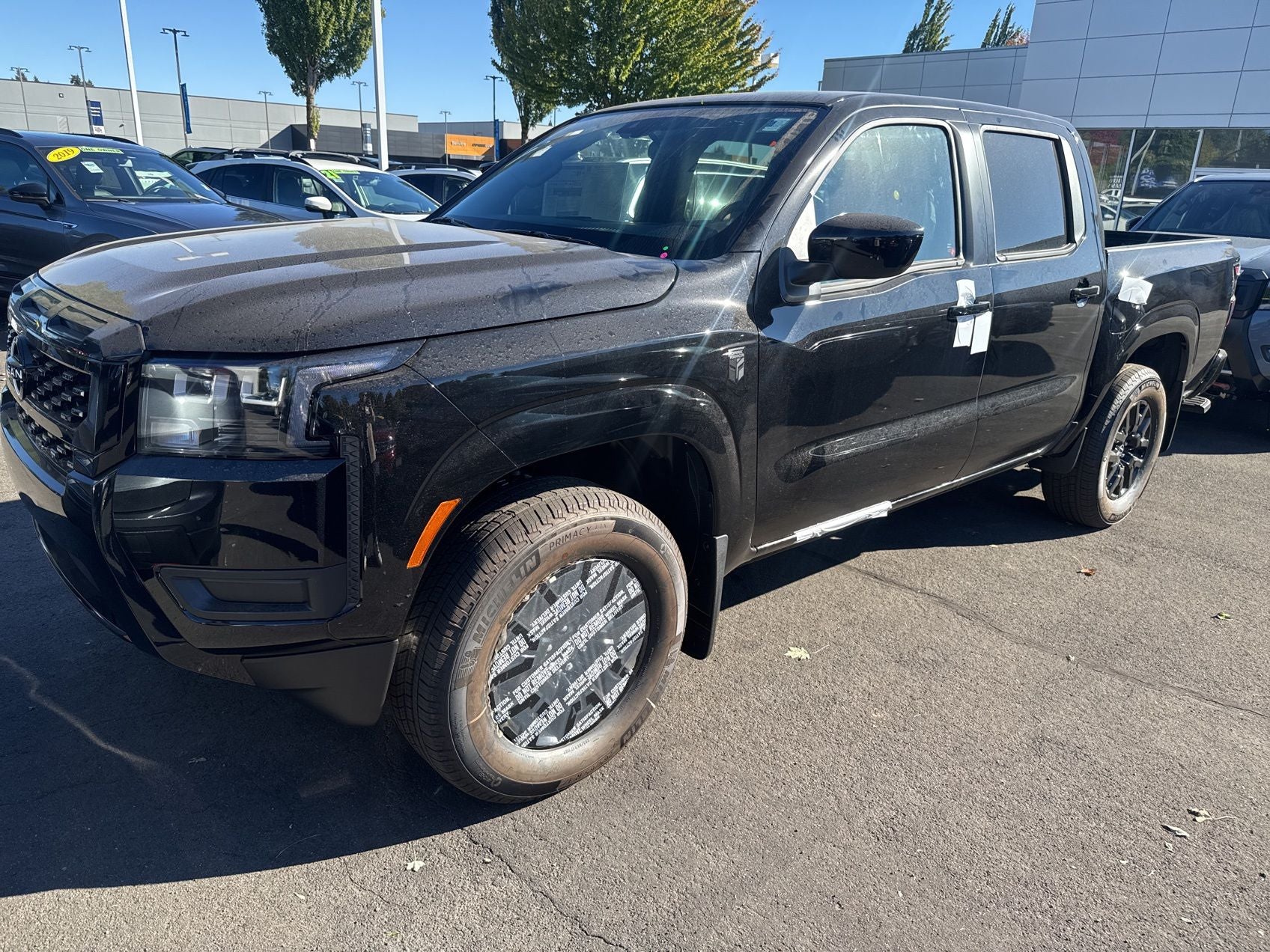 2026 Nissan Frontier SV DARK ARMOR EDITION