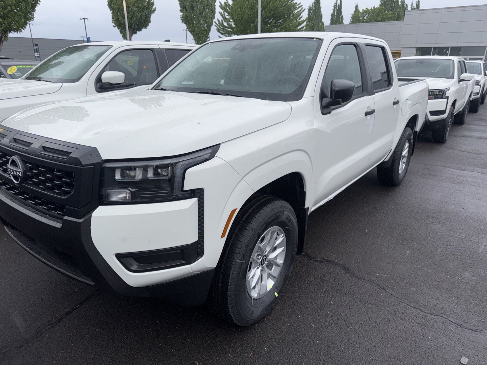 2026 Nissan Frontier S Crew Cab 4x4's photo