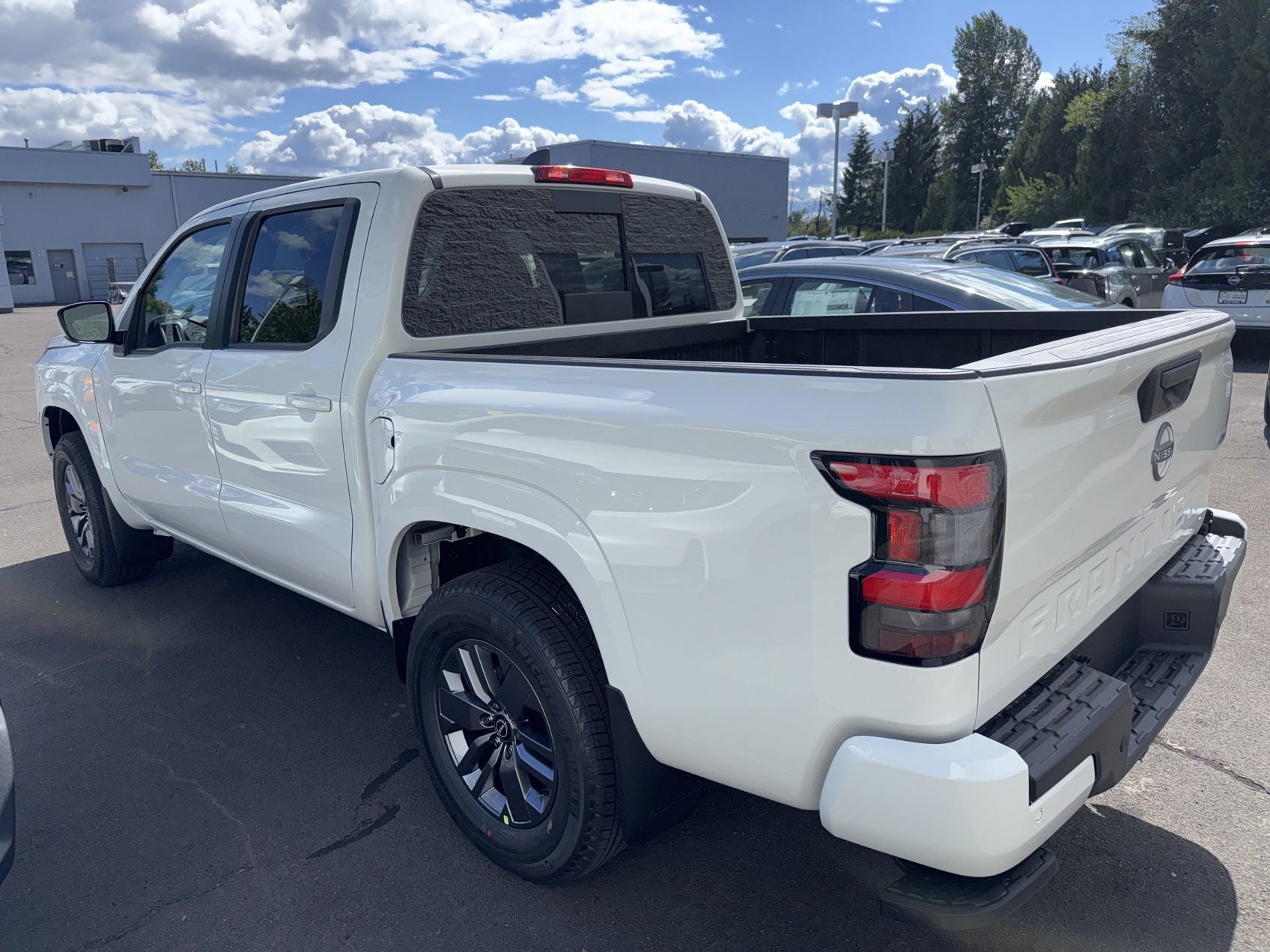 2026 Nissan Frontier SV