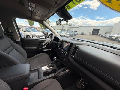 2024 Nissan Frontier SV