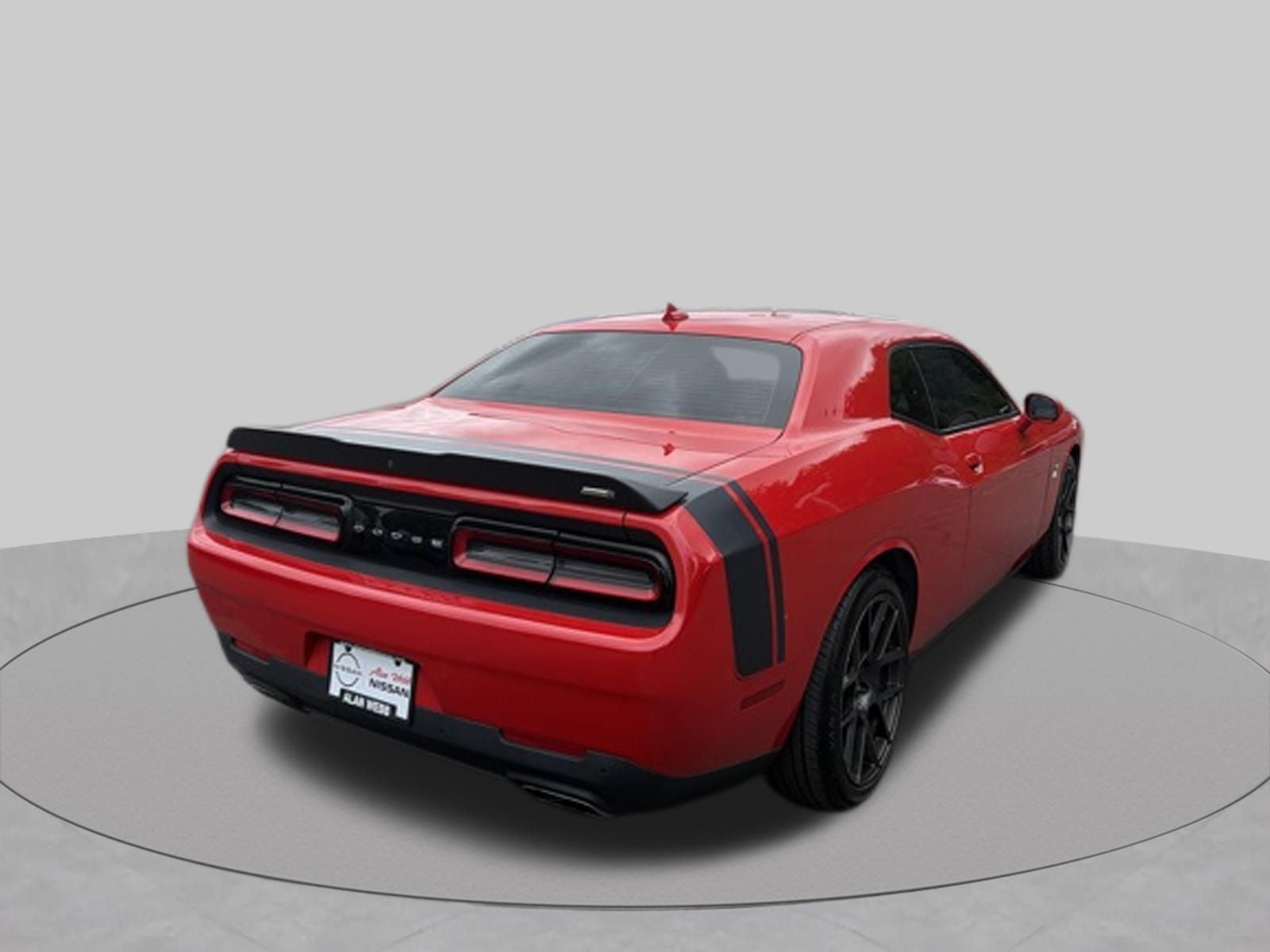 2016 Dodge Challenger R/T Scat Pack