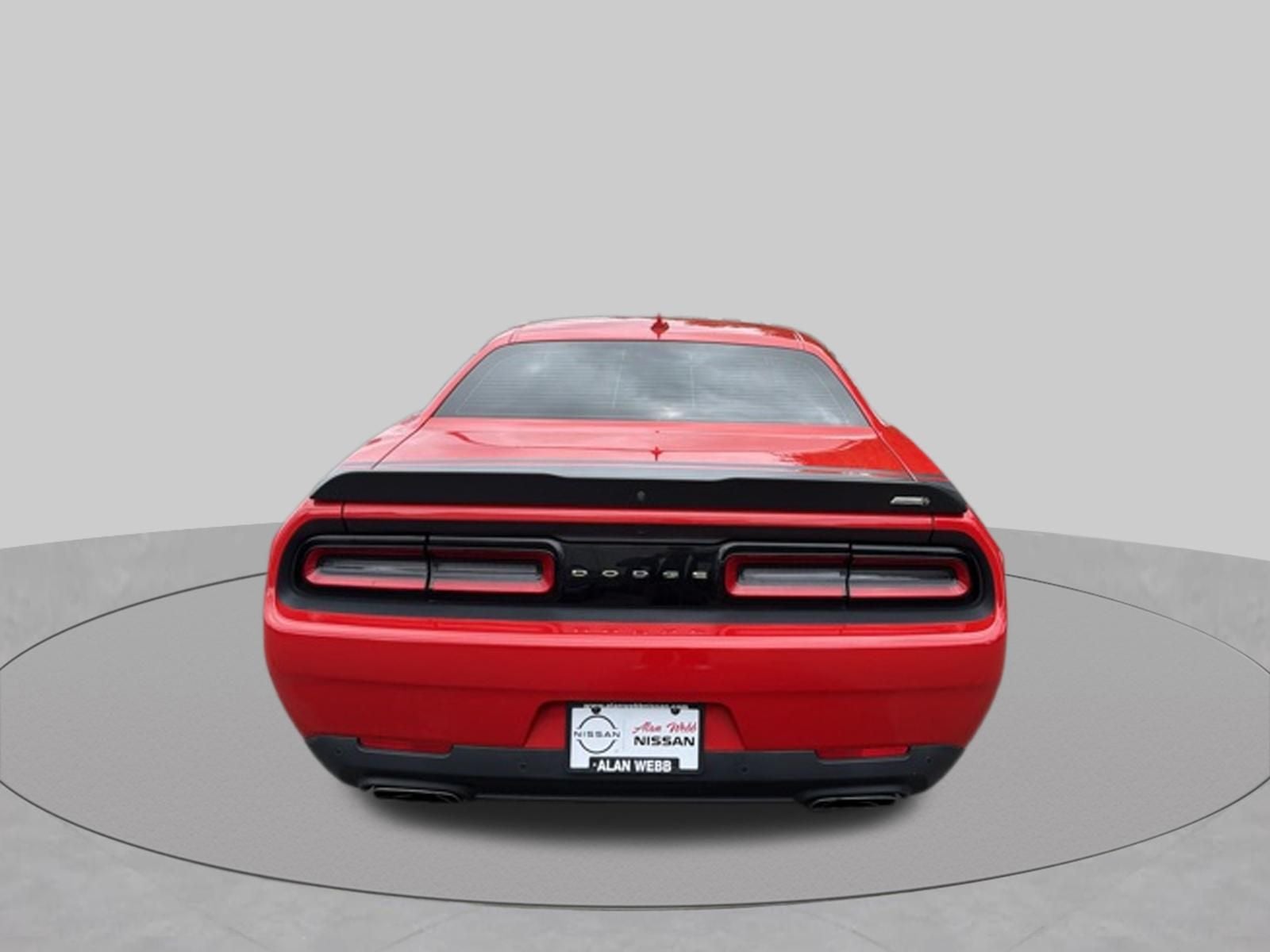 2016 Dodge Challenger R/T Scat Pack