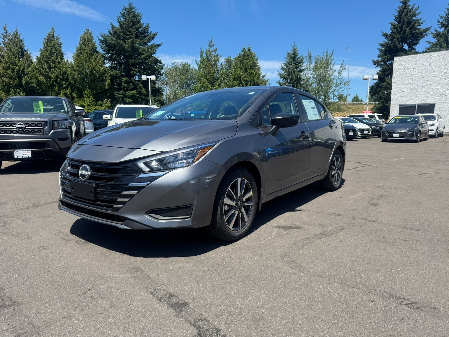 2025 Nissan Versa 1.6 S