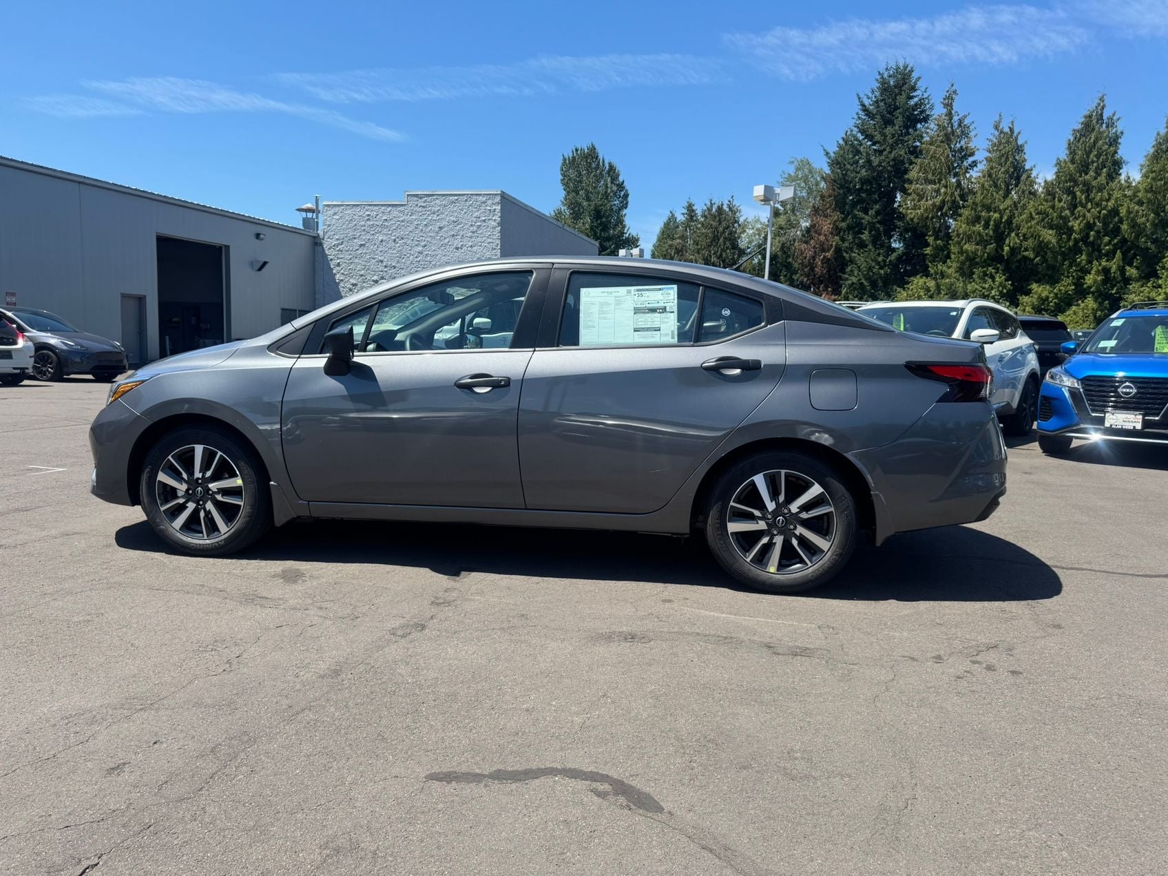 2025 Nissan Versa 1.6 S