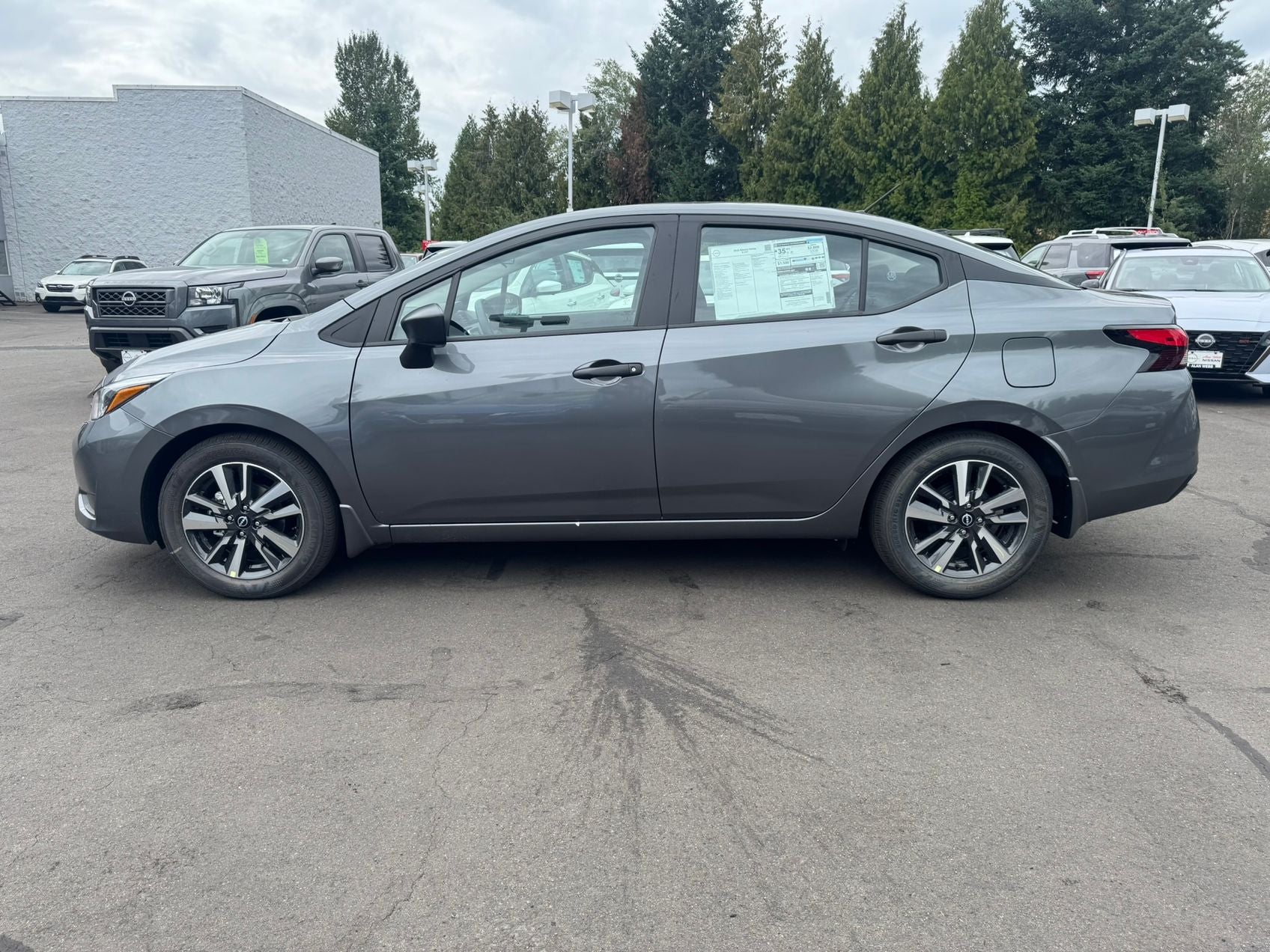 2025 Nissan Versa 1.6 S