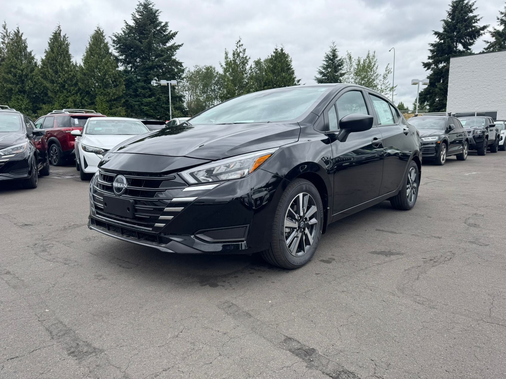 2025 Nissan Versa 1.6 S