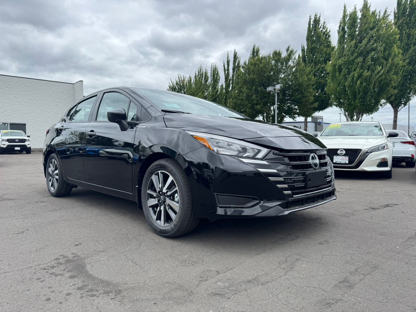 2025 Nissan Versa 1.6 S