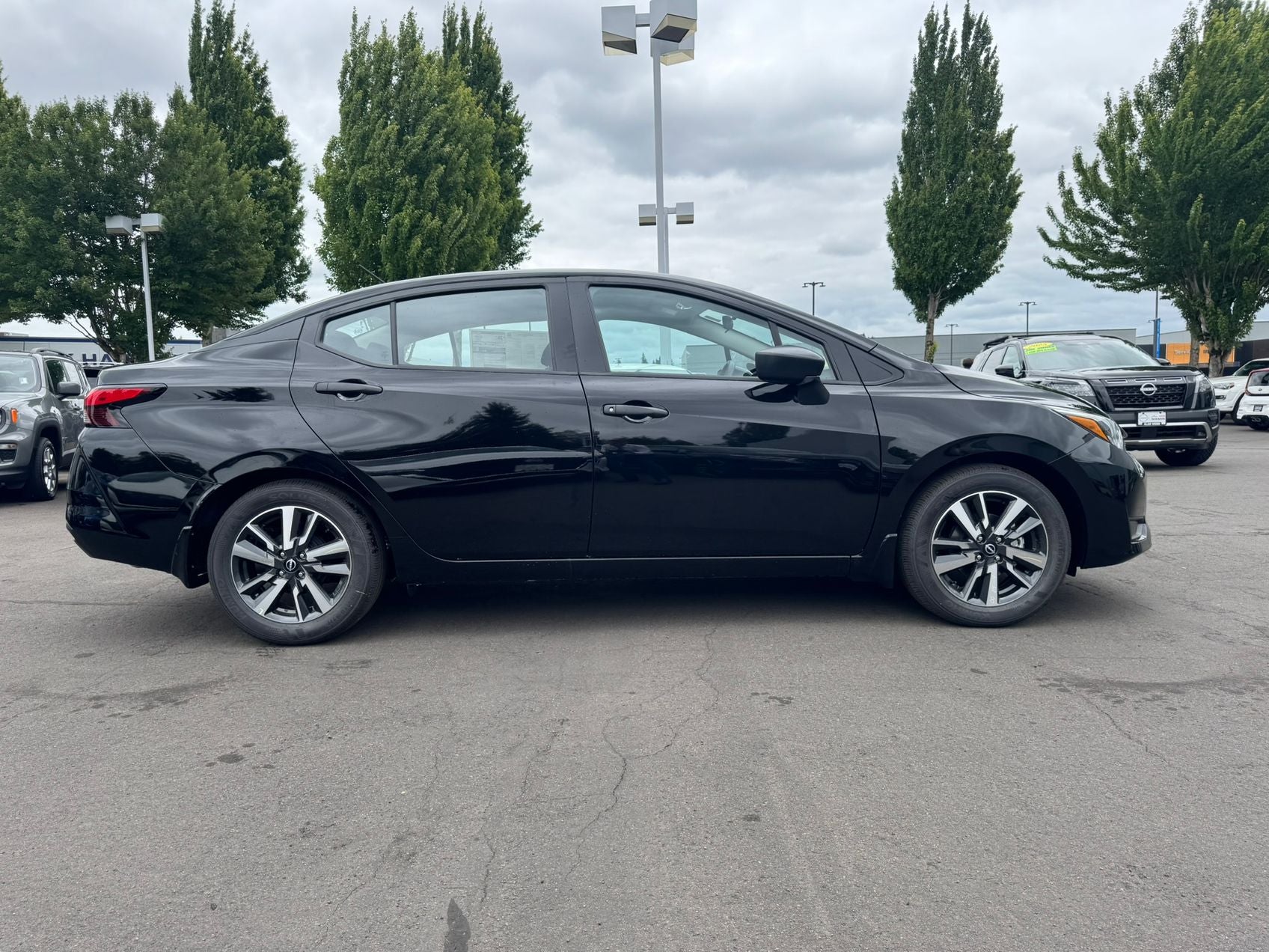 2025 Nissan Versa 1.6 S