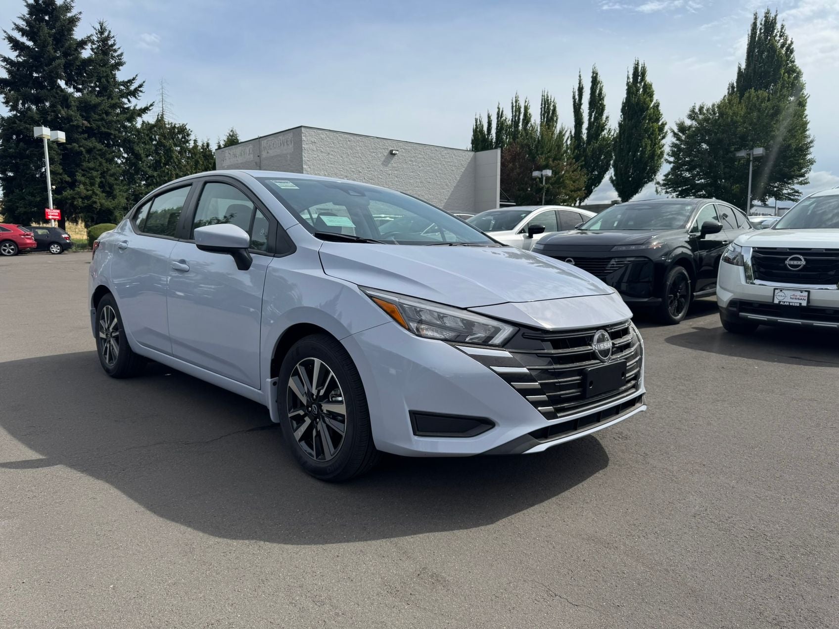 2025 Nissan Versa 1.6 SV