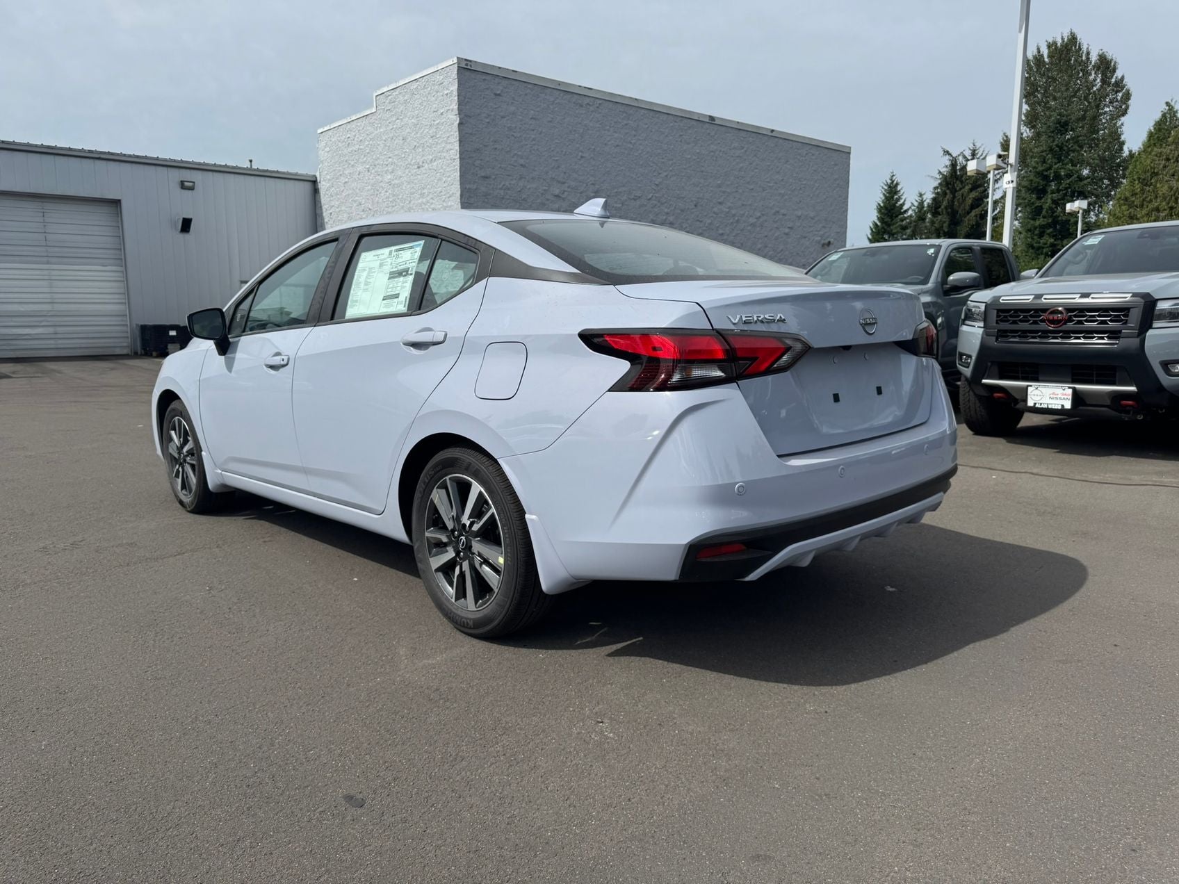 2025 Nissan Versa 1.6 SV