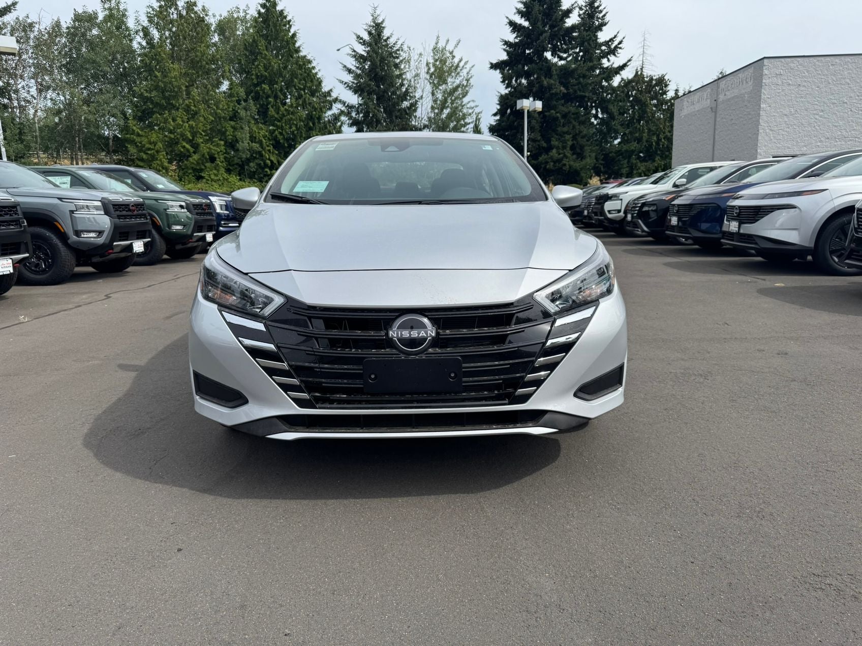 2025 Nissan Versa 1.6 SV