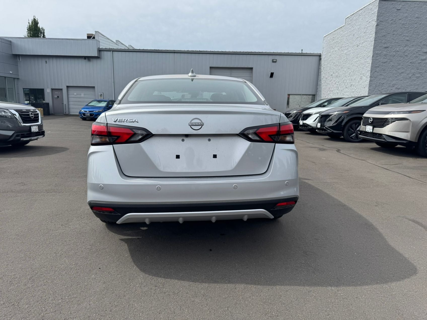 2025 Nissan Versa 1.6 SV