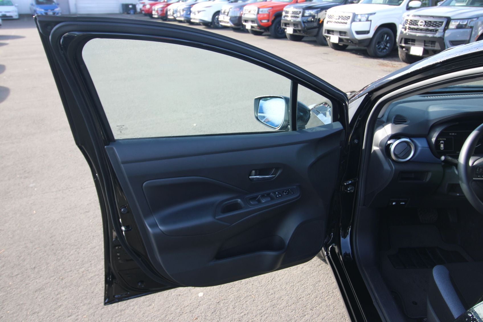 2025 Nissan Versa 1.6 SV Certified