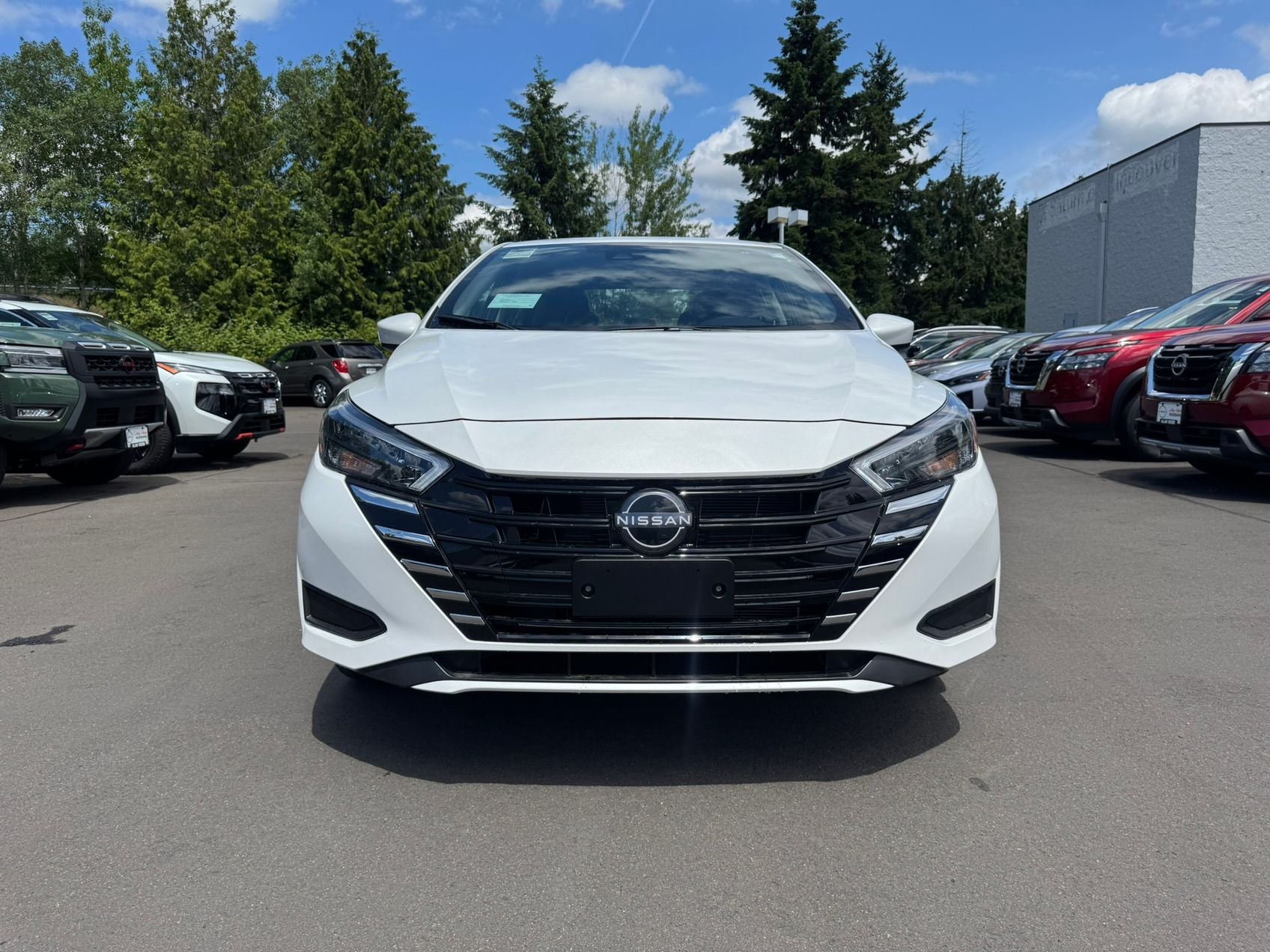 2025 Nissan Versa 1.6 SV