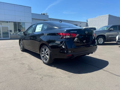 2025 Nissan Versa 1.6 SV LEATHER, HEATED SEATS