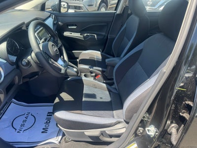 2025 Nissan Versa 1.6 SV LEATHER, HEATED SEATS